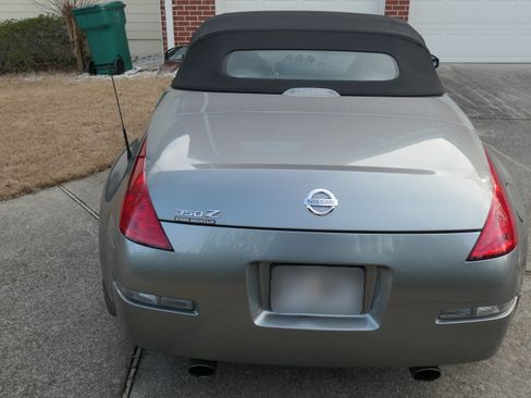 Used 2005 Nissan 350Z Touring RWD image 8