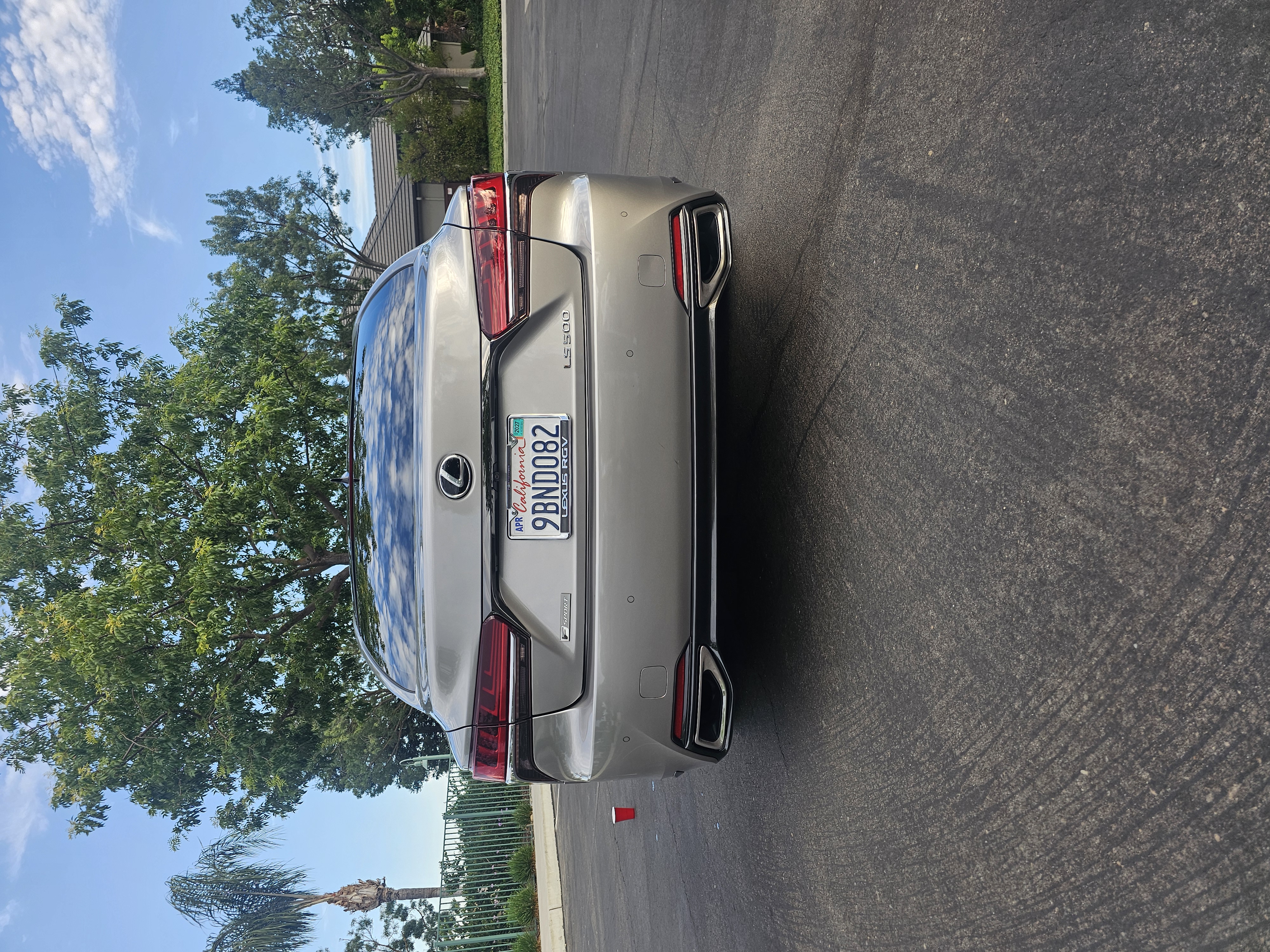 Used 2018 Lexus LS 500 F Sport w/ Cold Weather Package (CK) RWD image 6