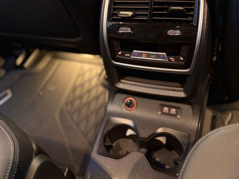 Used 2024 BMW X7 xDrive40i w/ Executive Package image 10