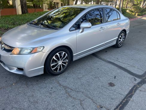 Used 2010 Honda Civic LX image 8
