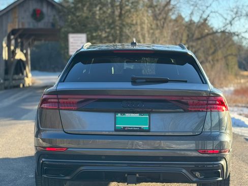 Used 2019 Audi Q8 Premium Plus w/ Premium Plus image 6