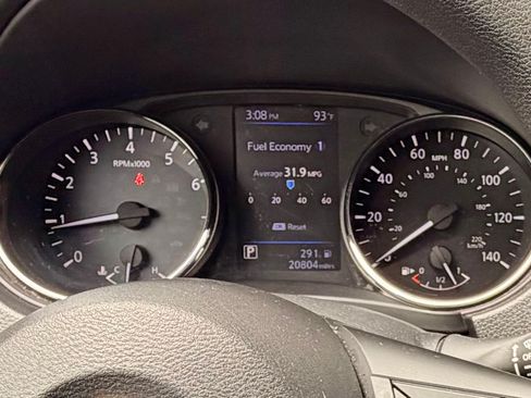 Used 2022 Nissan Rogue Sport S FWD image 10