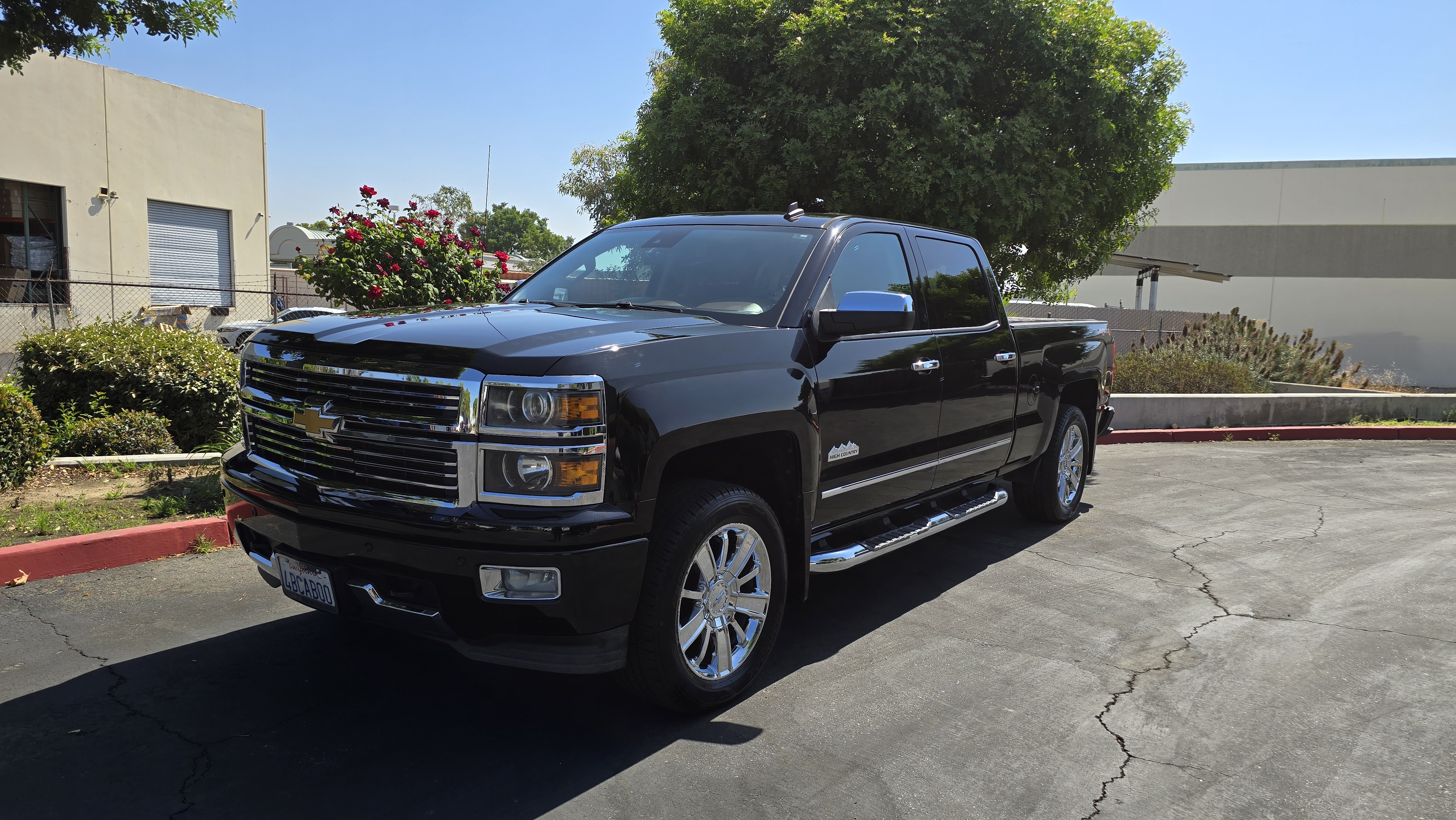 Used 2014 Chevrolet Silverado 1500 High Country w/ High Country Premium Package AWD/4WD image 12