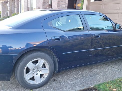 Used 2006 Dodge Charger SXT image 5