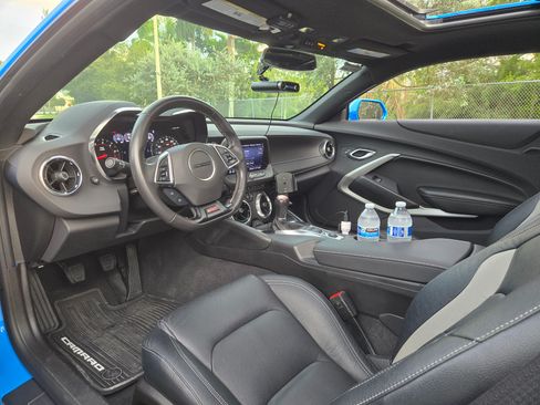 Used 2023 Chevrolet Camaro SS image 10