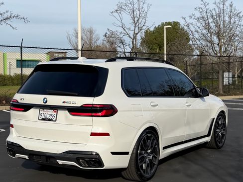 Used 2025 BMW X7 M60i AWD/4WD image 6
