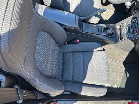 Used 1994 MAZDA MX-5 Miata image 9