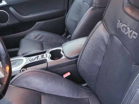 Used 2009 Pontiac G8 GXP image 8