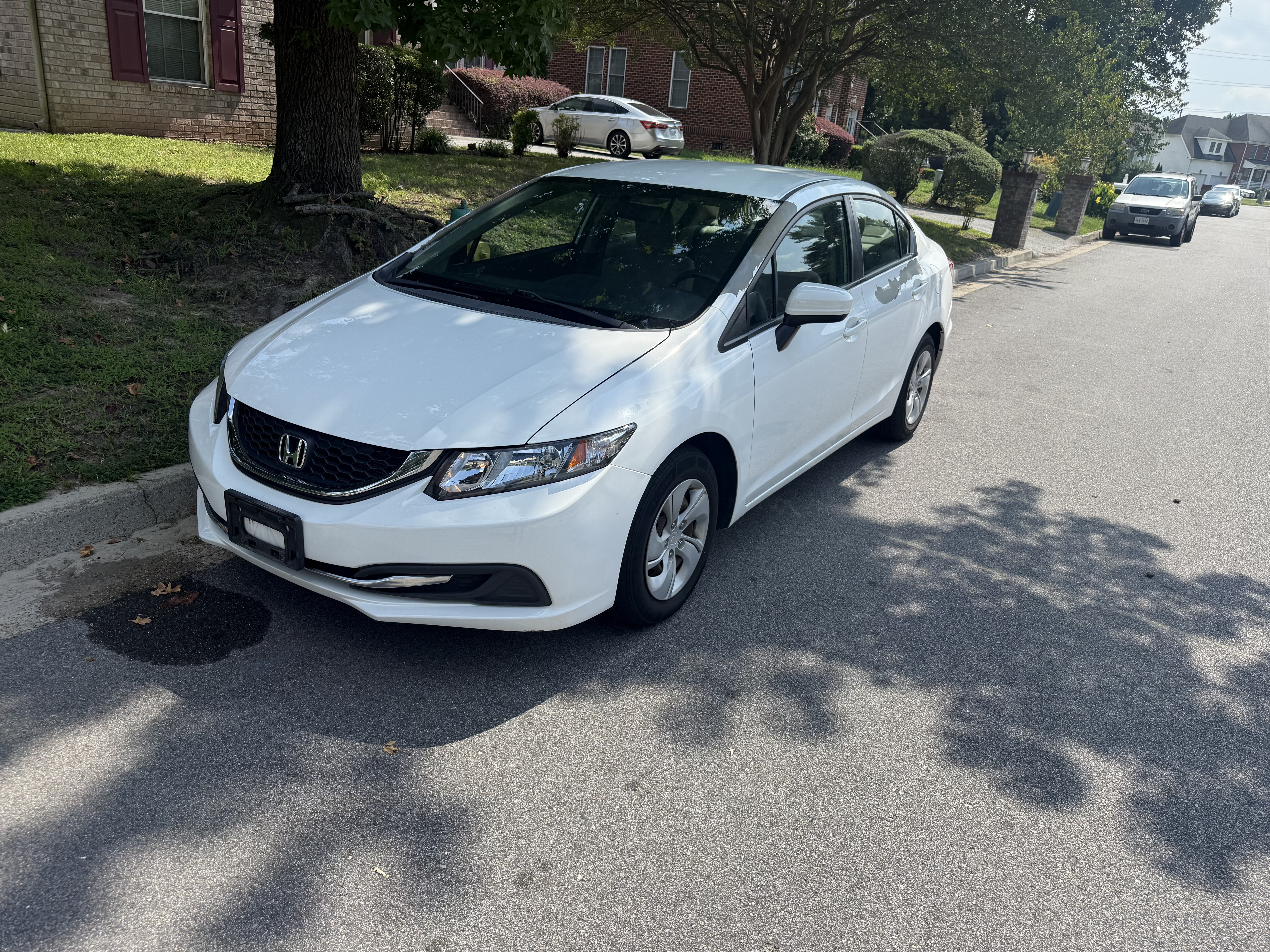 Used 2014 Honda Civic LX image 2