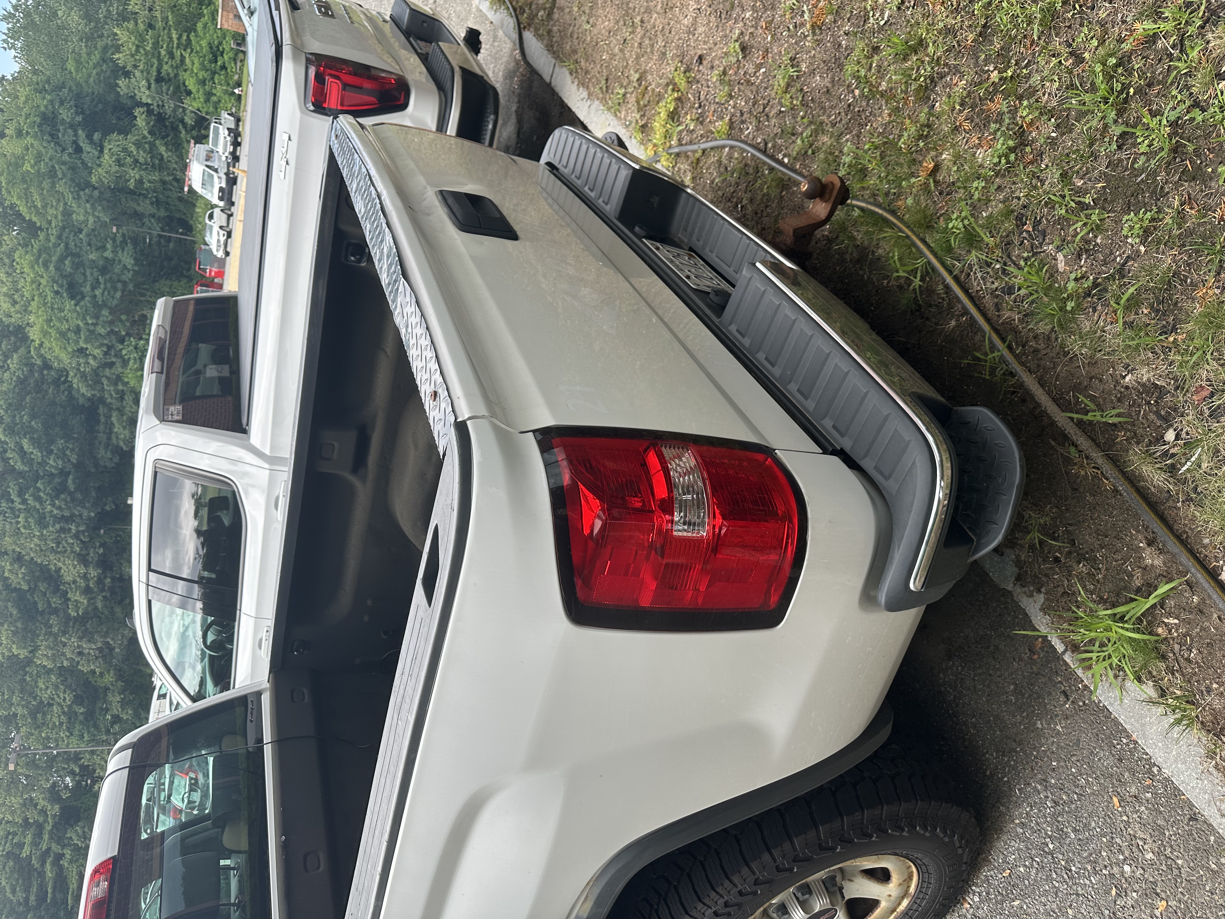 Used 2014 GMC Sierra 1500 4x4 Double Cab image 5