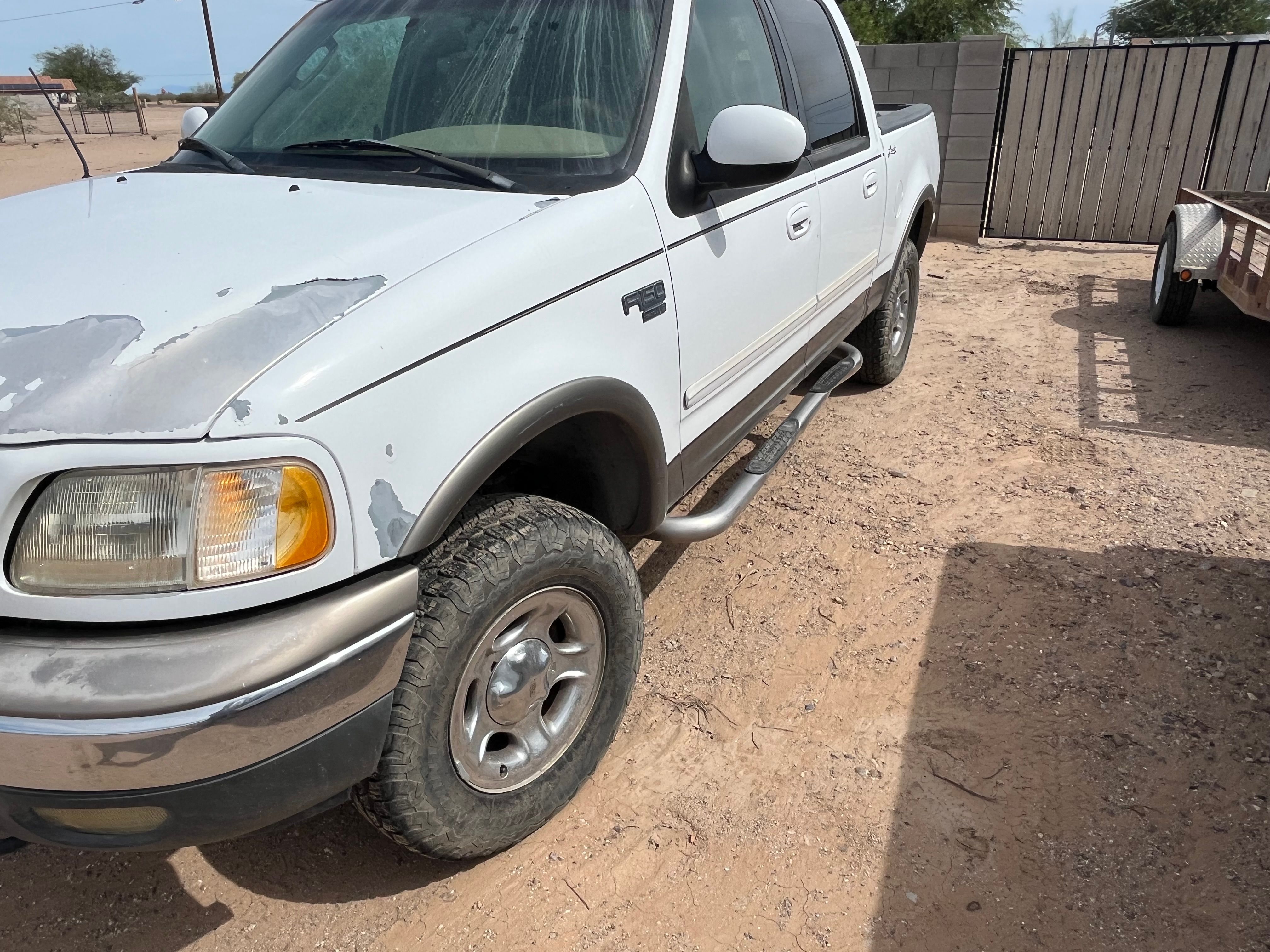 Used 2002 Ford F150 4x4 SuperCrew image 1