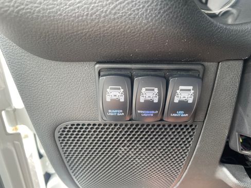 Used 2015 Jeep Wrangler Unlimited Sport w/ Quick Order Package 24S image 8