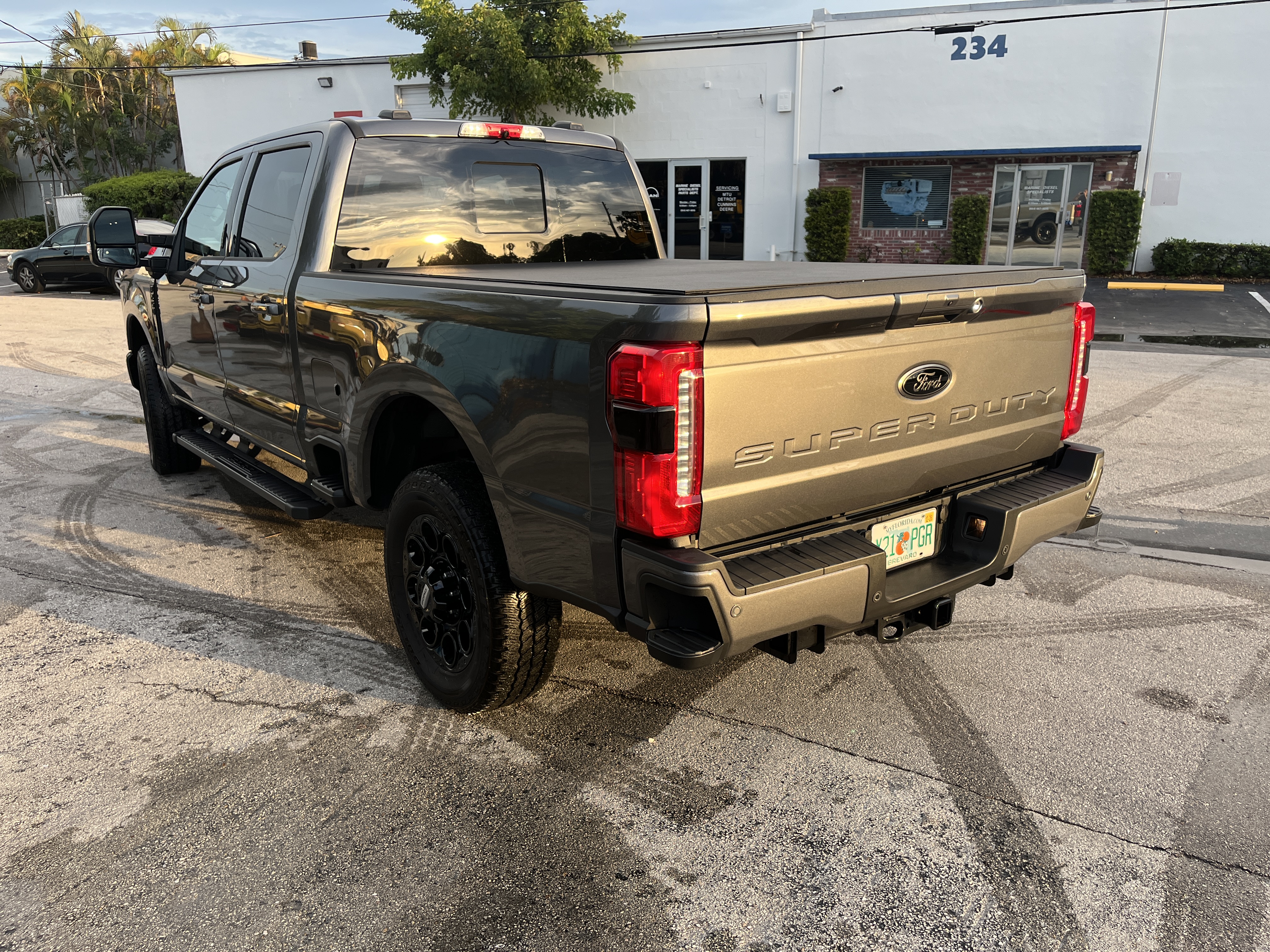 Used 2026 Ford F250 XLT w/ XLT Premium Package AWD/4WD image 8