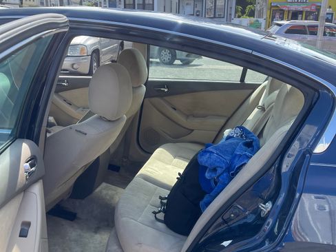 Used 2012 Nissan Altima 2.5 S w/ 20th Anniversary Pkg image 15