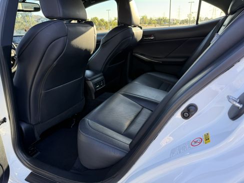 Used 2014 Lexus IS 350 image 12