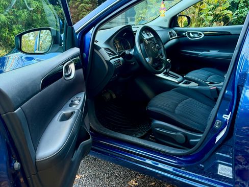 Used 2016 Nissan Sentra SV w/ Style Package image 23