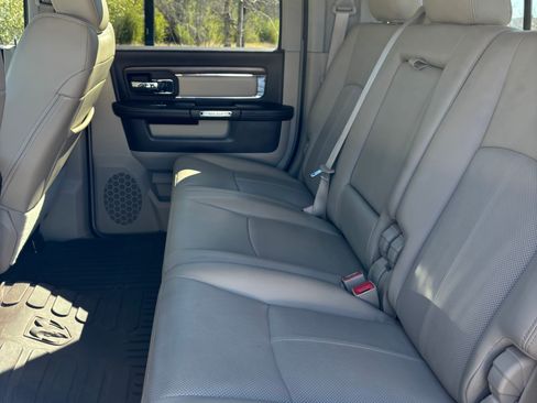 Used 2018 RAM 3500 Laramie image 6