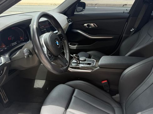 Used 2021 BMW 330i Sedan w/ M Sport Package RWD image 8