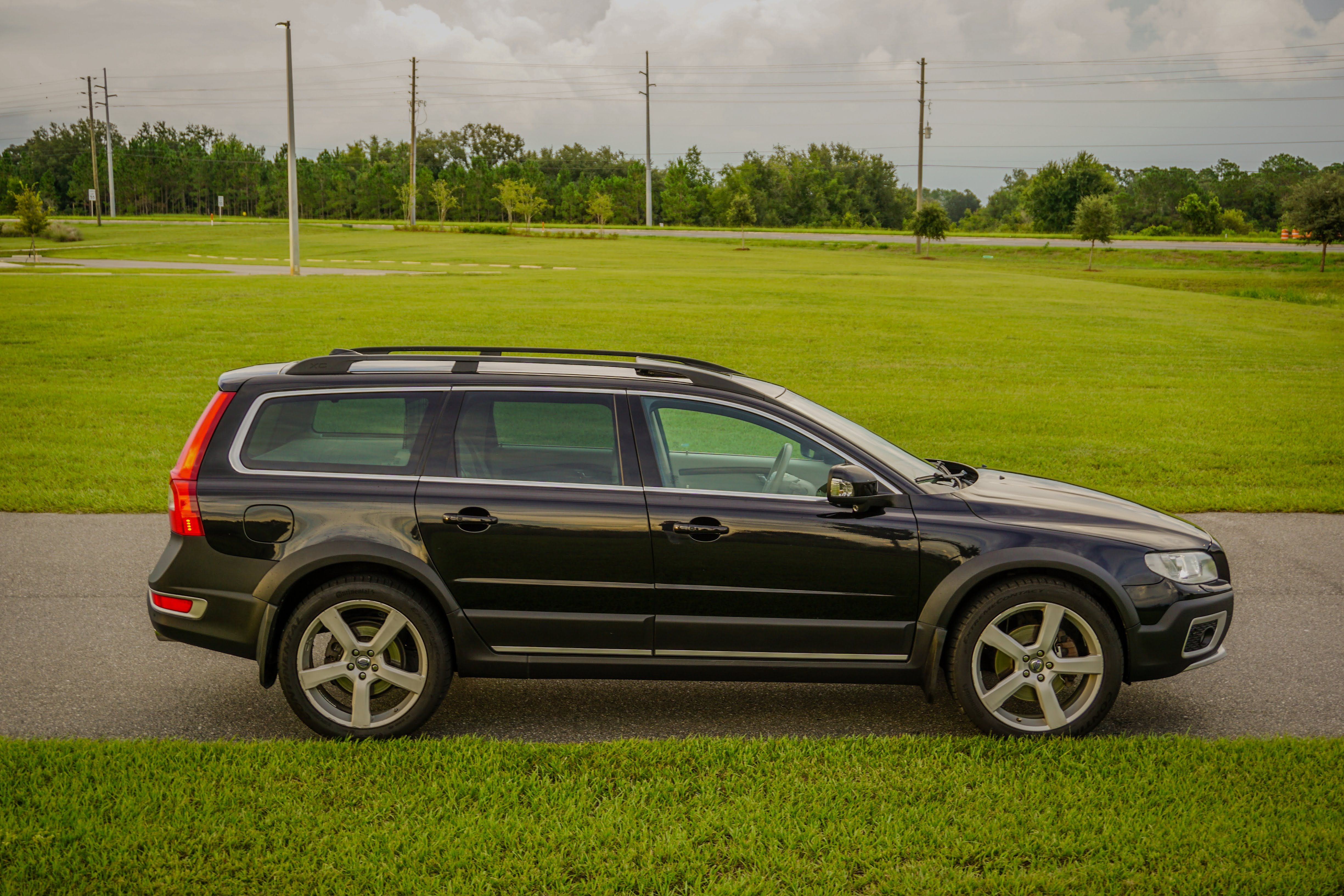 Used 2013 Volvo XC70 T6 AWD/4WD image 9