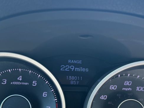 Used 2012 Acura TL w/ Technology Package FWD image 32