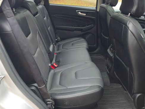 Used 2017 Ford Edge Titanium w/ Equipment Group 302A image 14