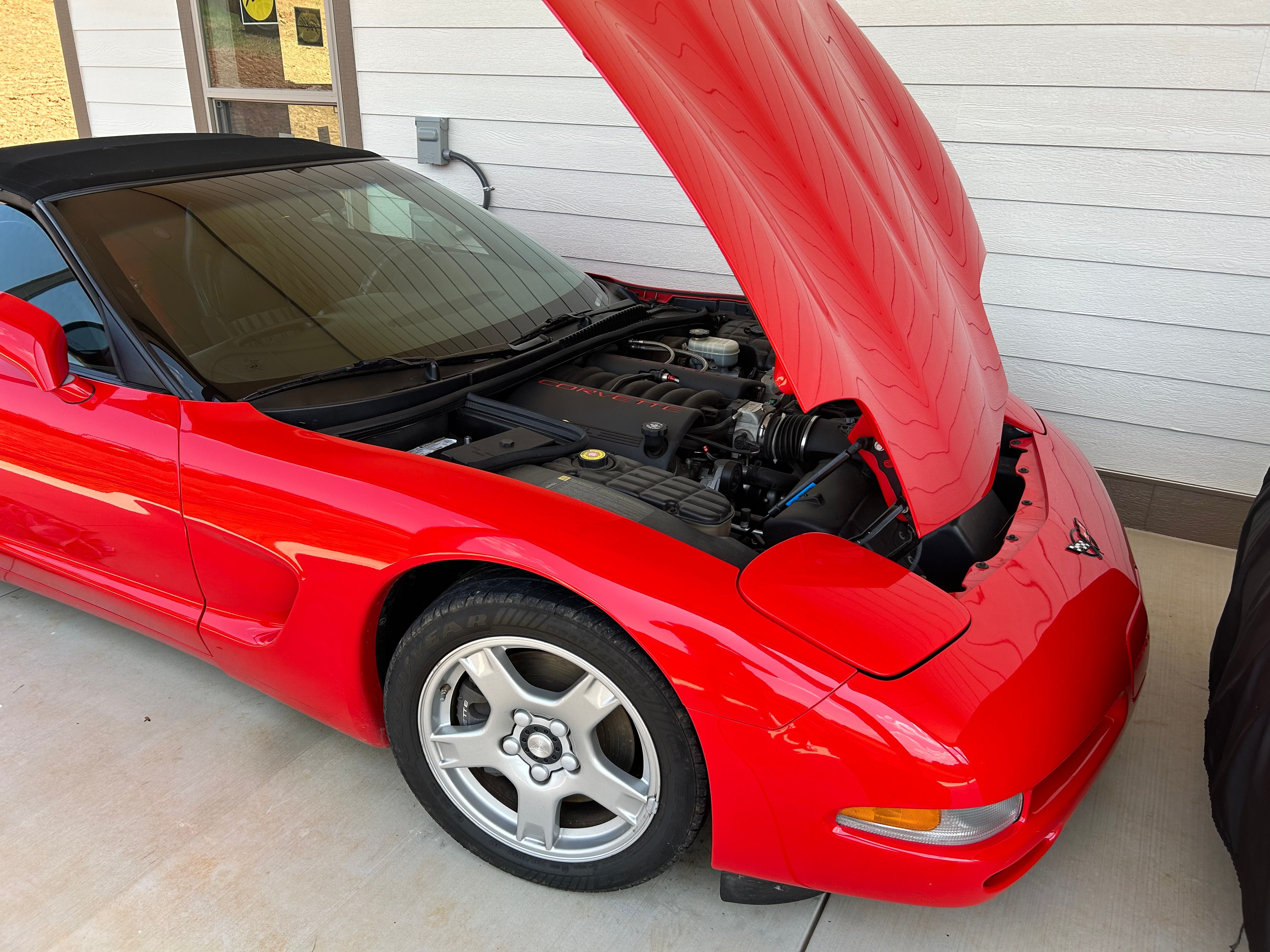 Used 1998 Chevrolet Corvette Convertible w/ Memory Pkg RWD image 12