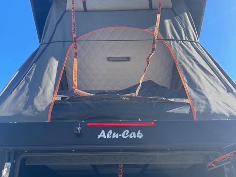 Used 2022 Jeep Gladiator Rubicon w/ LED Lighting Group image 16