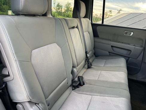 Used 2013 Honda Pilot LX image 6