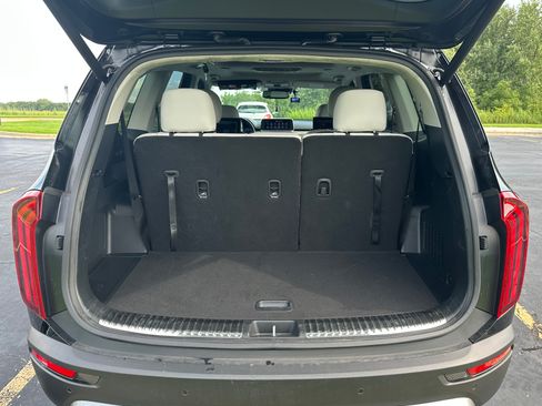 Used 2022 Kia Telluride SX w/ SX Prestige Package AWD/4WD image 6