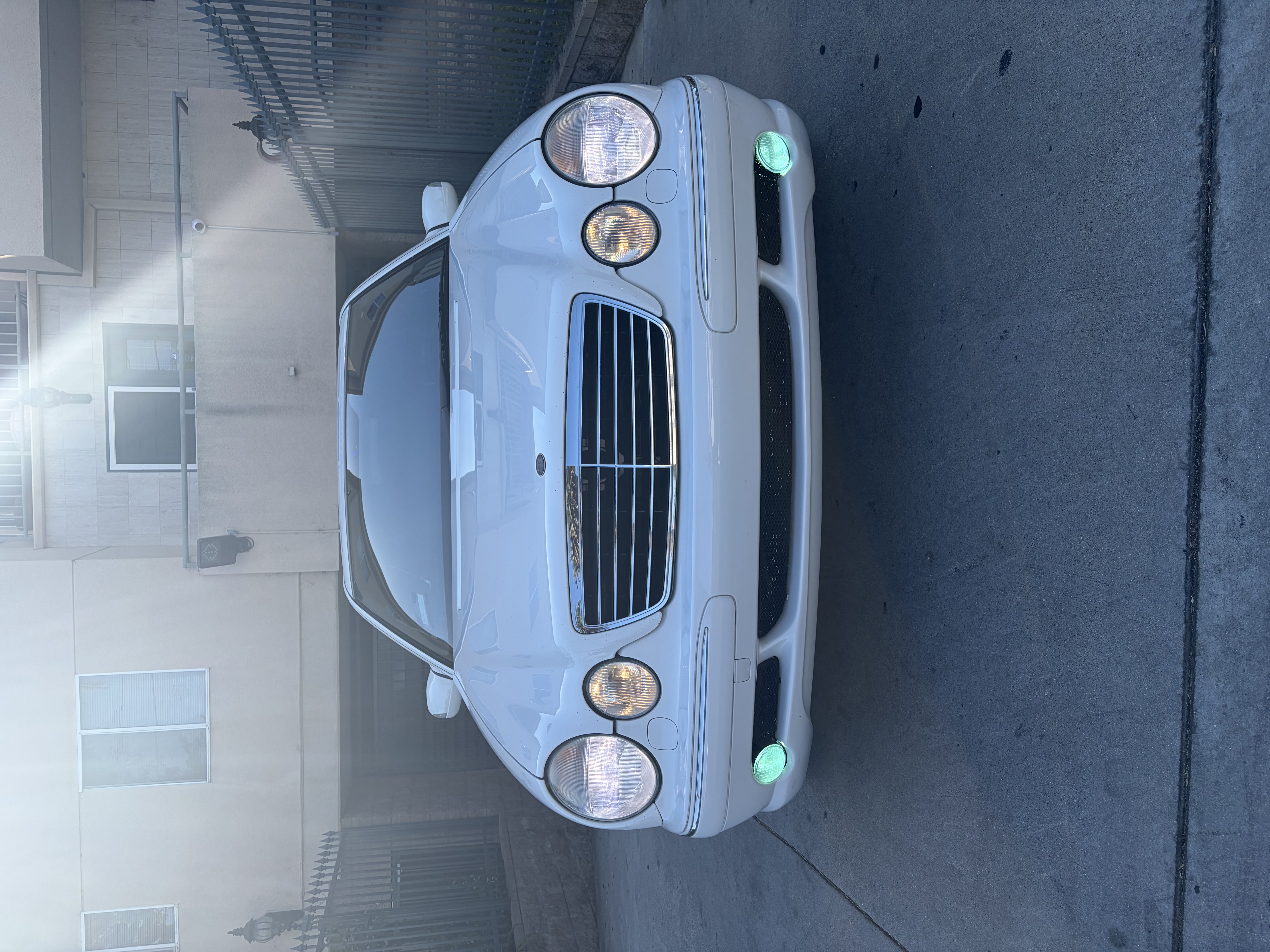 Used 2000 Mercedes-Benz E 55 AMG Sedan image 1