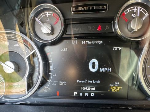 Used 2017 RAM 1500 Limited image 6