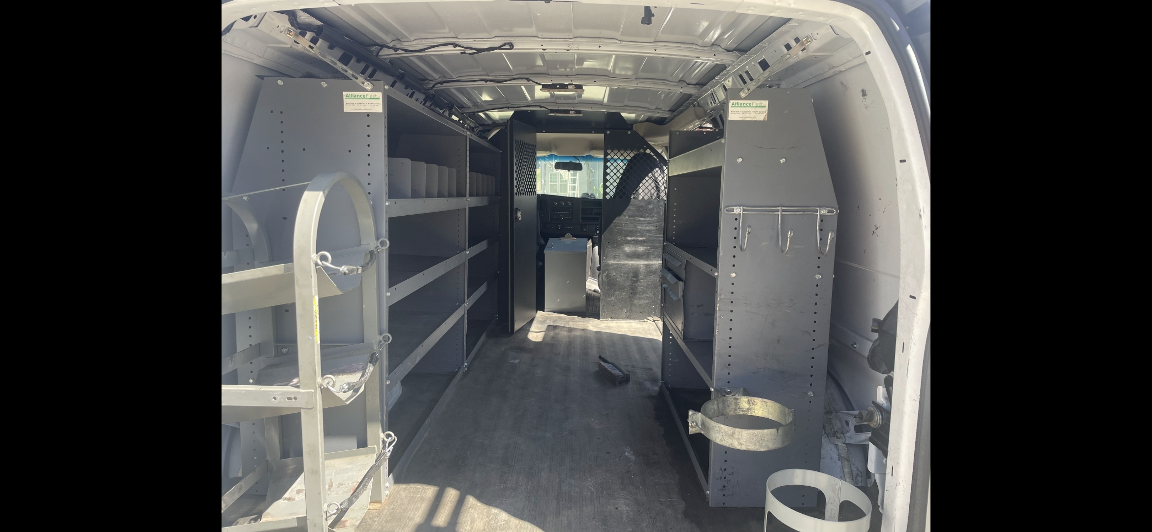 Used 2019 Chevrolet Express 2500 w/ Driver Convenience Package RWD image 2