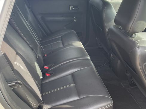 Used 2009 Ford Edge SEL FWD image 16