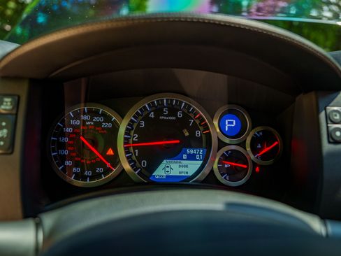 Used 2013 Nissan GT-R Premium image 28