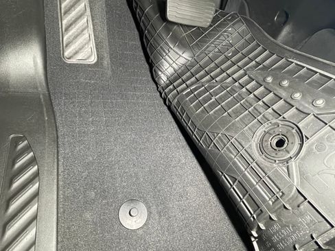 Used 2020 GMC Sierra 2500 4x4 Crew Cab w/ Convenience Package image 15