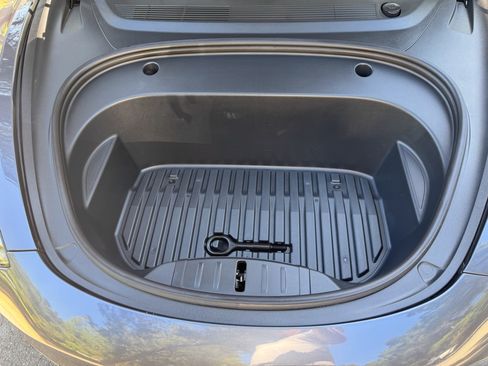 Used 2021 Tesla Model 3 Long Range image 9