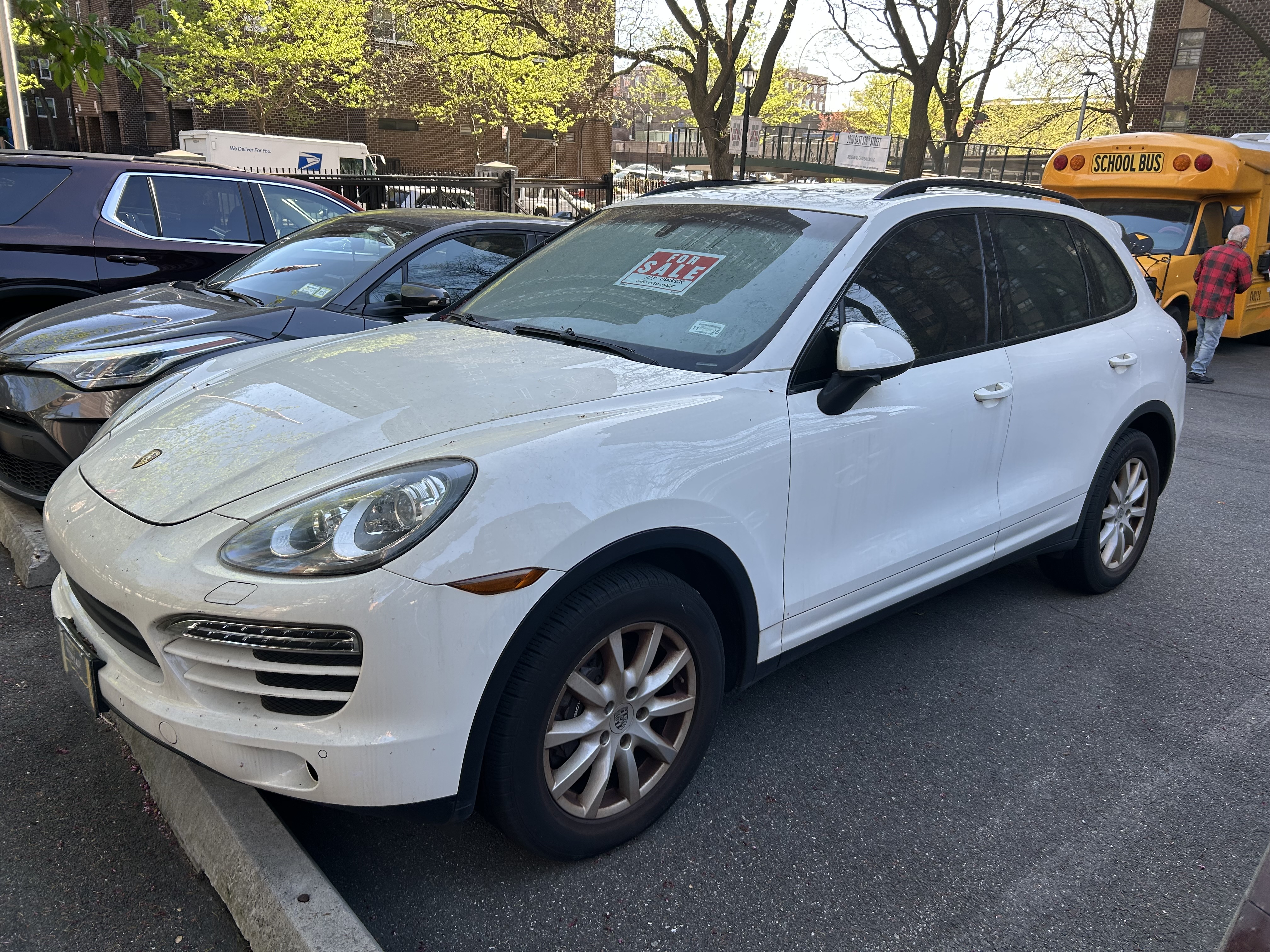 Used 2011 Porsche Cayenne AWD/4WD image 4