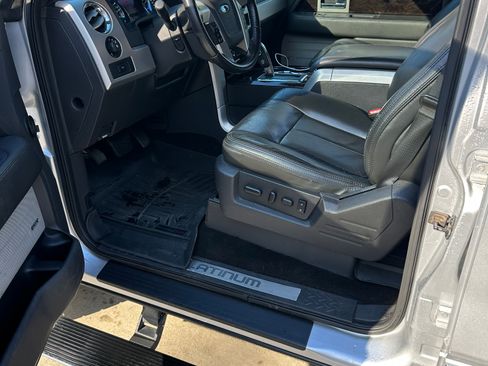 Used 2013 Ford F150 Platinum image 8