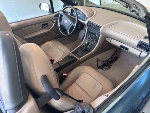 Used 1998 BMW Z3 1.9 RWD image 8