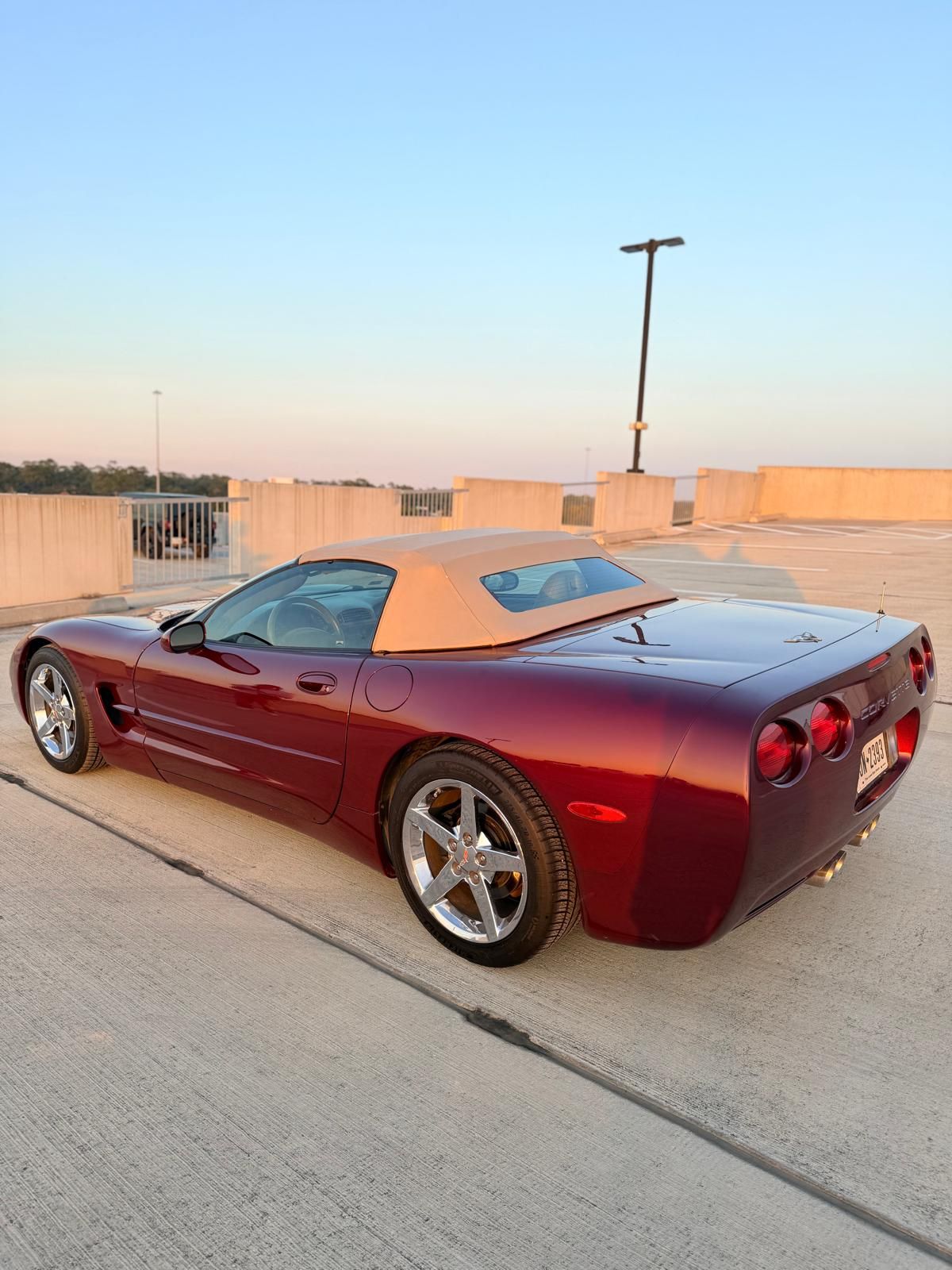 Used 2003 Chevrolet Corvette Convertible w/ Preferred Equipment Group1 RWD image 2