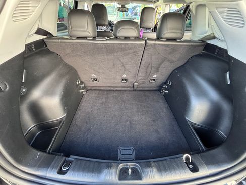 Used 2021 Jeep Compass Latitude image 10