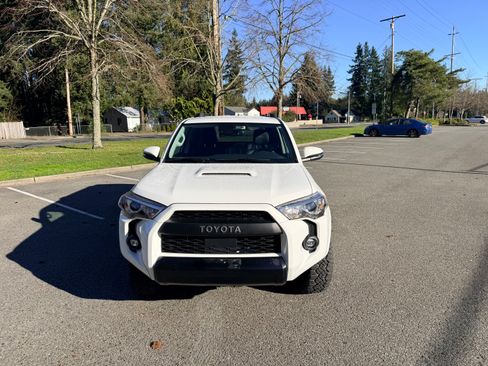 Used 2023 Toyota 4Runner TRD Off-Road Premium image 5