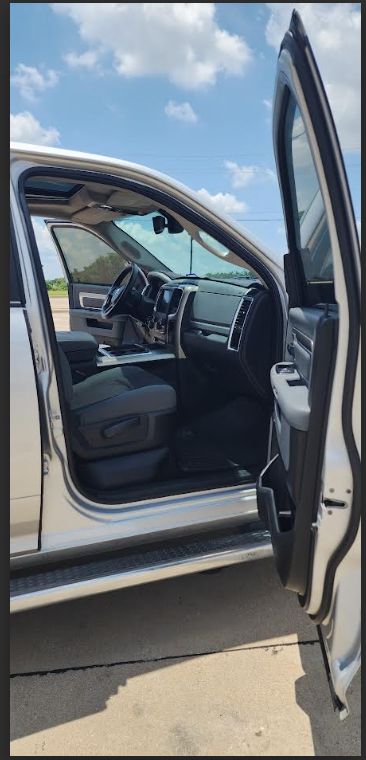 Used 2014 RAM 1500 Outdoorsman RWD image 8