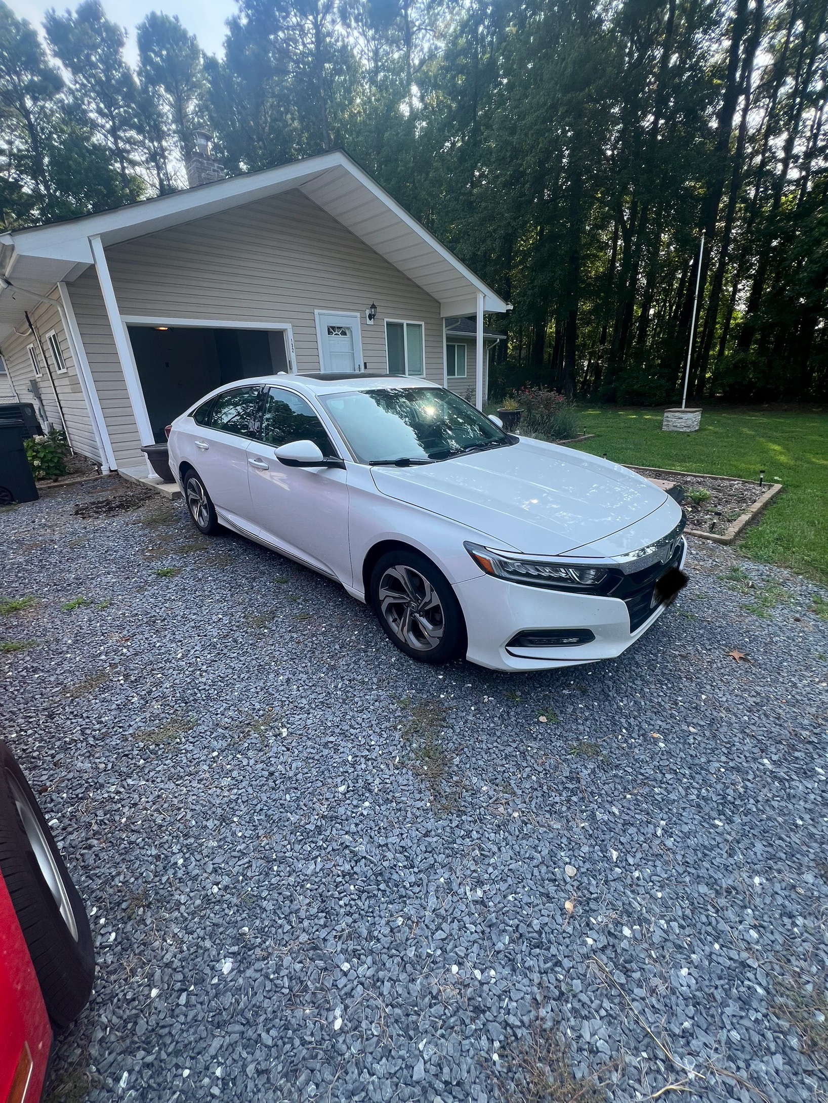 Used 2019 Honda Accord EX-L image 2
