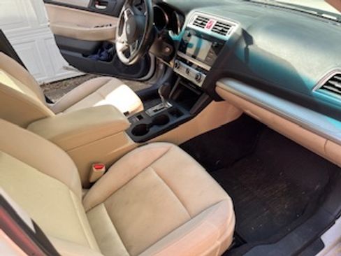 Used 2015 Subaru Legacy 2.5i Premium image 10