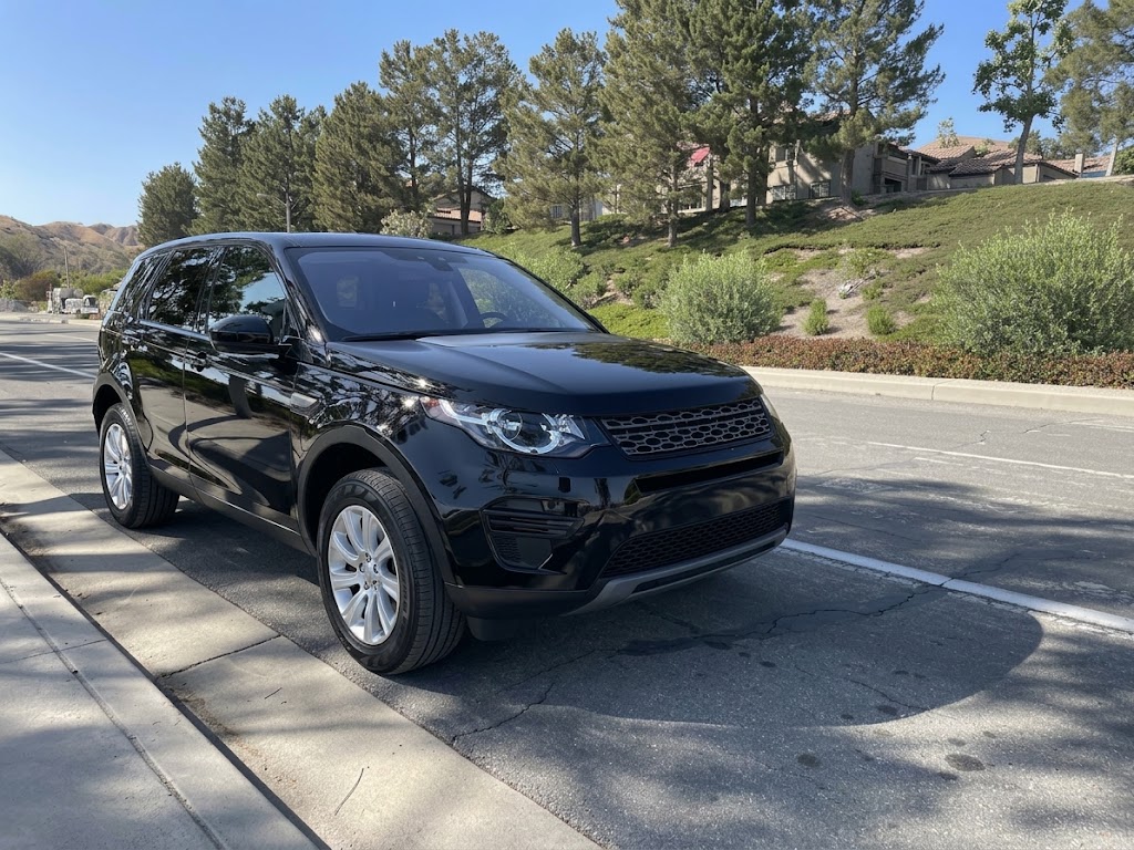 Used 2019 Land Rover Discovery Sport SE AWD/4WD image 14