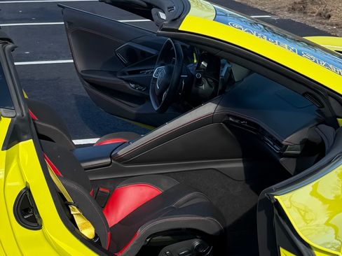 Used 2023 Chevrolet Corvette Stingray Premium Conv w/ Z51 Performance Package image 12