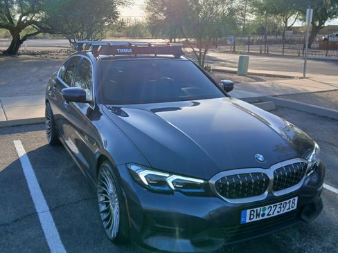 Used 2020 BMW 330i Sedan w/ Premium Package image 1