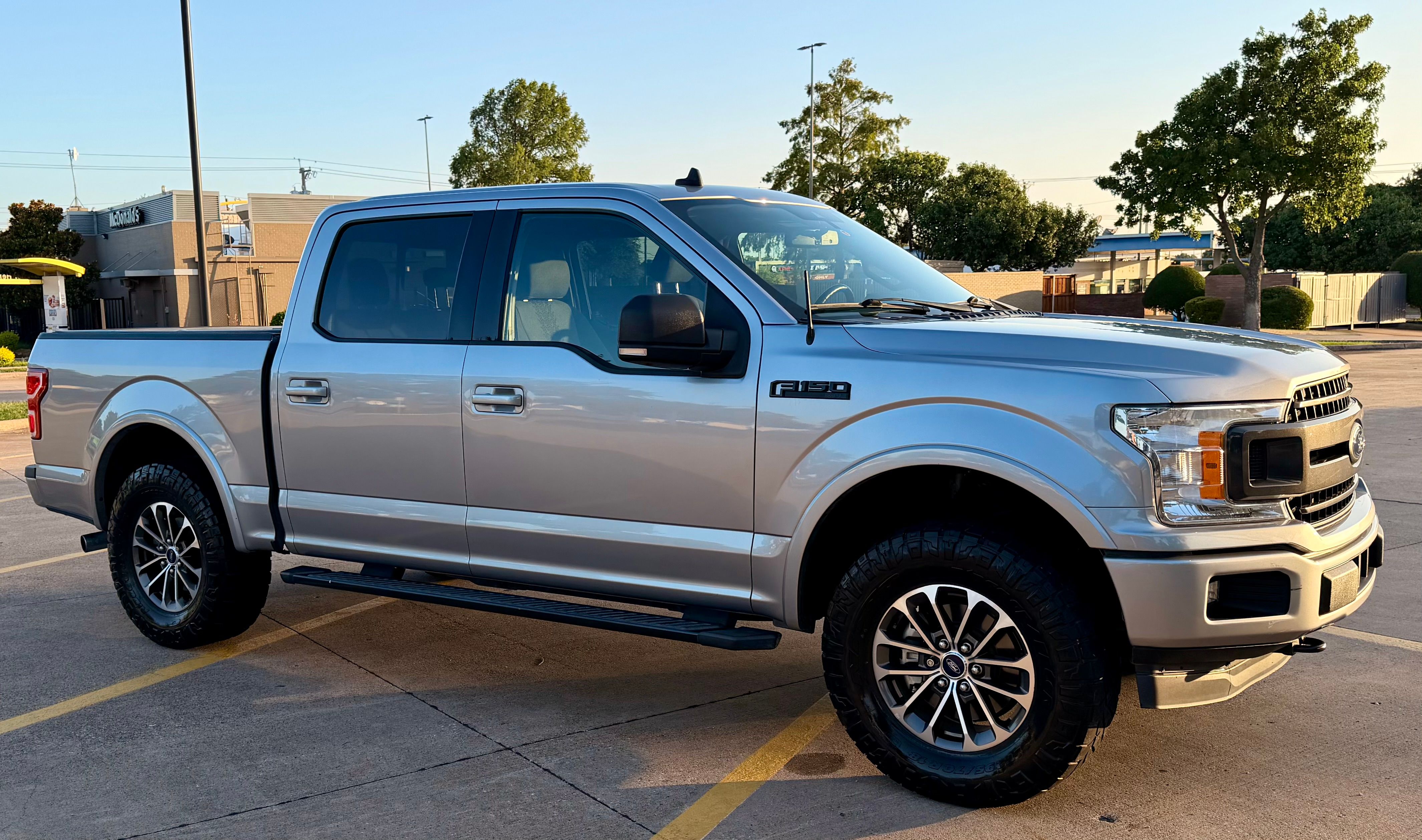 Used 2020 Ford F150 XLT w/ Equipment Group 302A Luxury AWD/4WD image 1