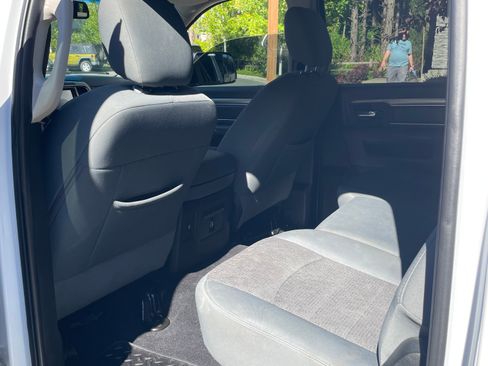 Used 2018 RAM 2500 SLT w/ Protection Group AWD/4WD image 16